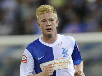 斯洛特：昨晚睡得不是最好但也没失眠；没来得及和博斯喝一杯（斯洛特：昨夜睡眠一般但未失眠；未能与博斯小酌）