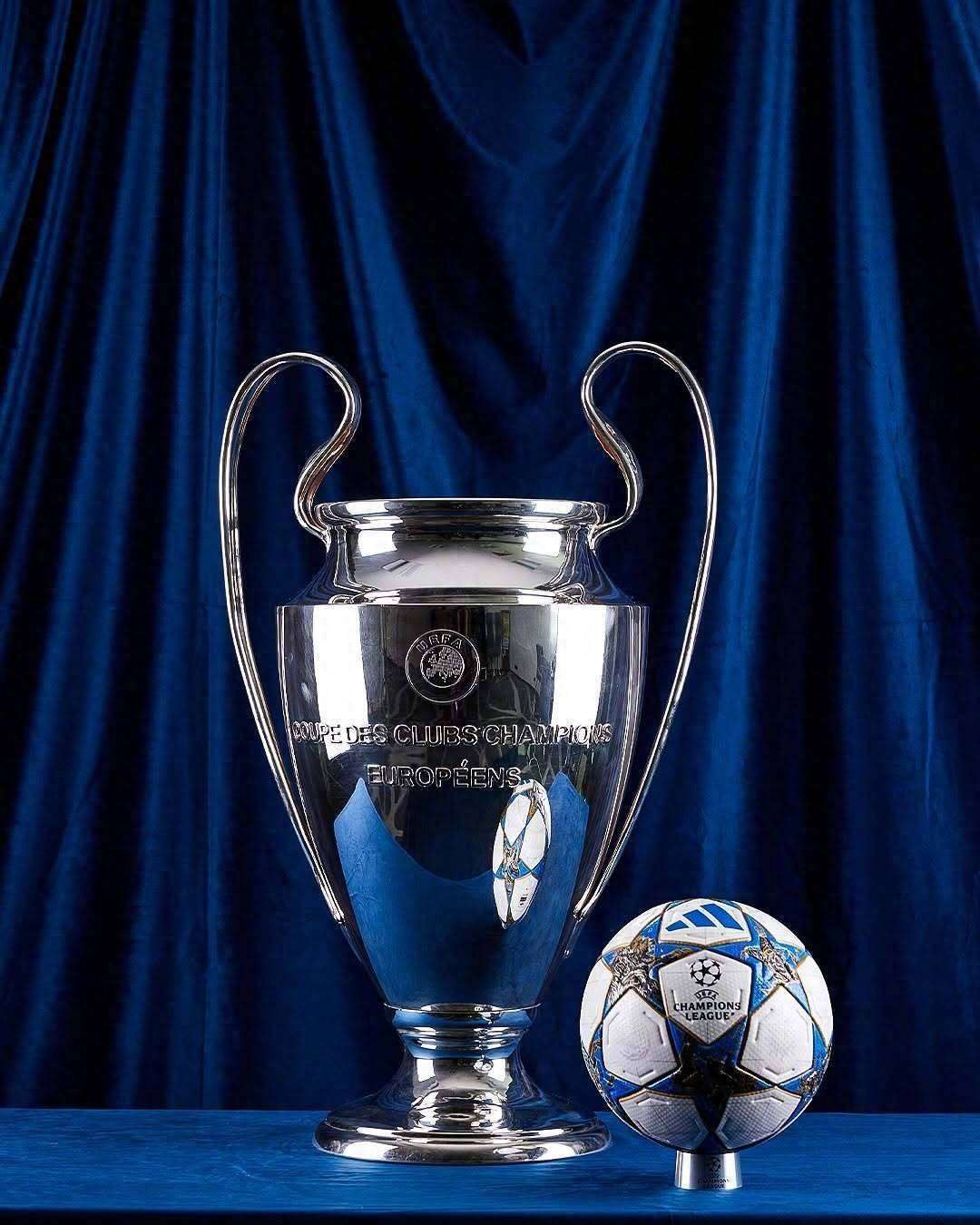 阿圭罗：阿根廷能赢2026世界杯；梅西是巴萨队史最重要的球员（阿圭罗：看好阿根廷夺得2026年世界杯，梅西是巴萨史上最重要的球员）