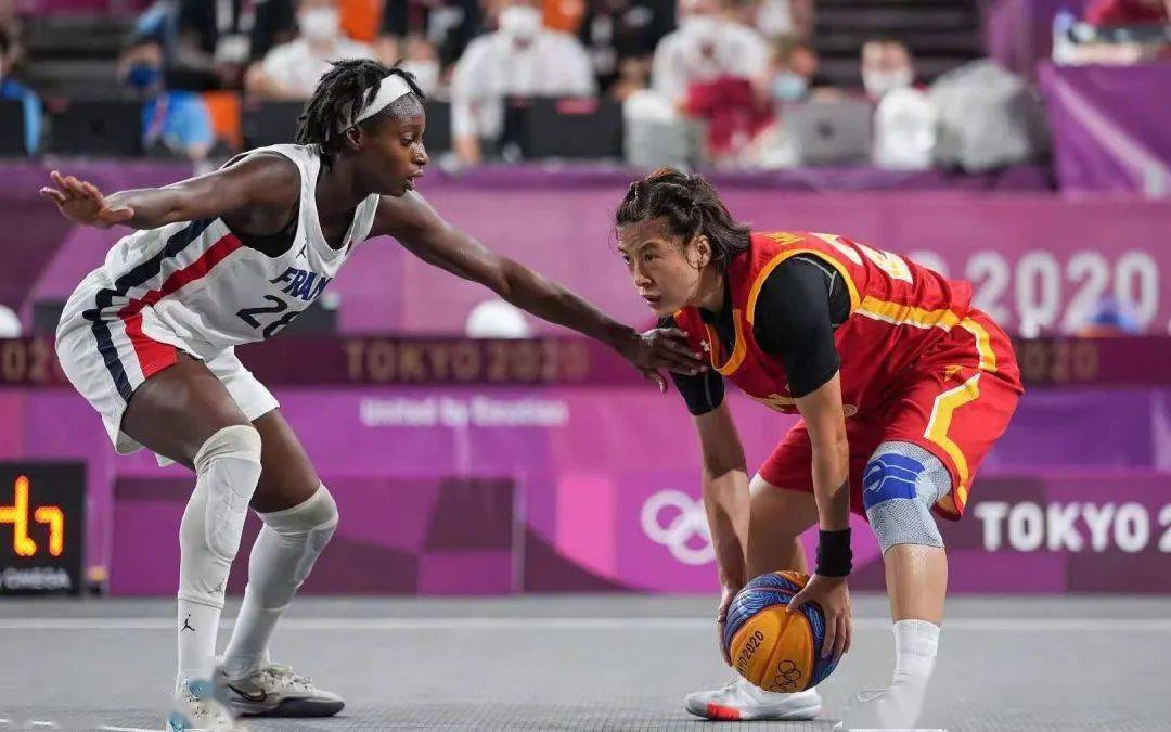 苏超南京主帅：业余球员比赛有6万多人观战，在西班牙见不到（曾执教苏超的南京主帅：业余比赛涌入6万+观众，西班牙难见）