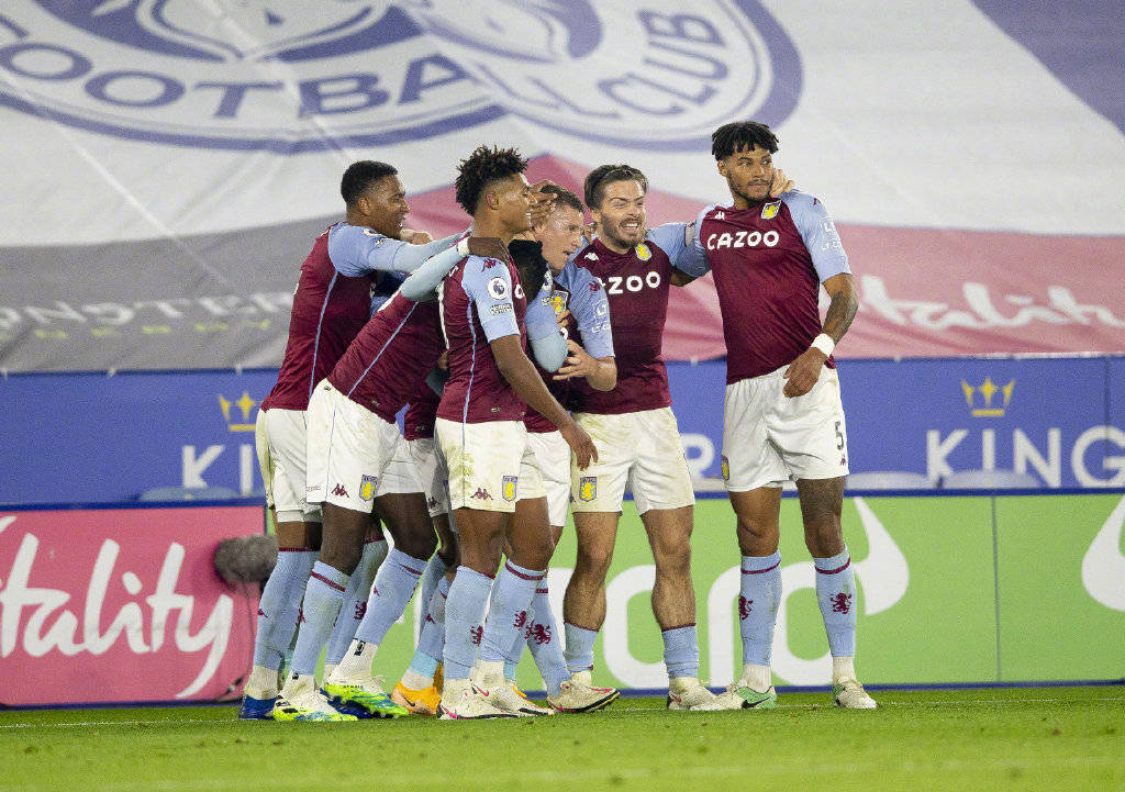 东契奇场均30.8分最高！湖人队史得分榜：老詹26.4分，科比25.1分（东契奇场均30.8分领跑，湖人队史场均得分：詹姆斯26.4分、科比25.1分）