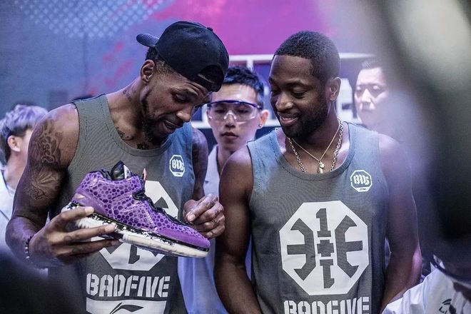 利雅得胜利客战新未来城体育：C罗PK拉卡泽特；菲利克斯首发（利雅得胜利客场挑战新未来城体育：C罗对决拉卡泽特，菲利克斯首发登场）