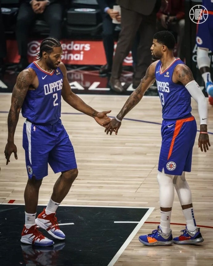 独行侠vs火箭前瞻：双方背靠背，火箭欲在客场收获三连胜（火箭背靠背做客挑战独行侠：客场冲击三连胜）