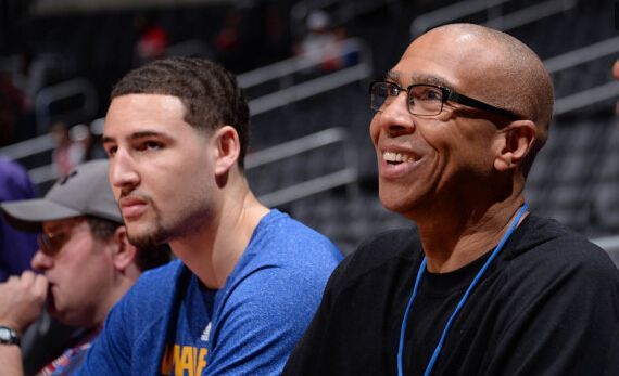 孔蒂：德佬说这是真正领袖带领下的胜利？总感觉是在说他自己（孔蒂：德佬把胜利归功于‘真领袖’？听起来像是在夸自己）