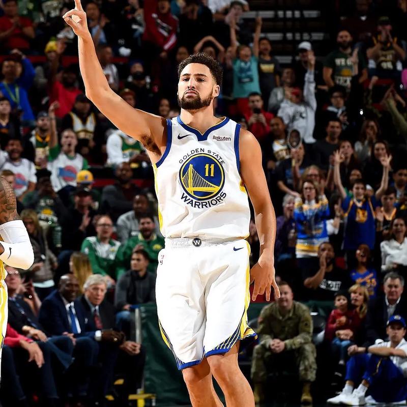 图片报：帕利尼亚在热刺年薪为810万欧，加上奖金可达1000万（图片报：帕利尼亚在热刺年薪810万欧，含奖金最高可至1000万欧）