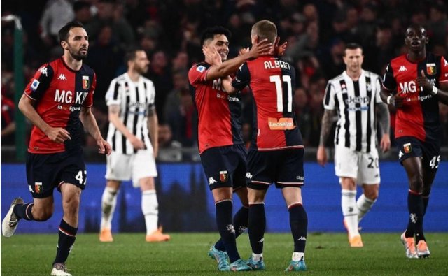 萨拉赫骂街利物浦，曼联传奇鲁尼表示，他和穆帅的处理方式更好（萨拉赫怒斥利物浦，曼联名宿鲁尼称他与穆里尼奥的处置更胜一筹）