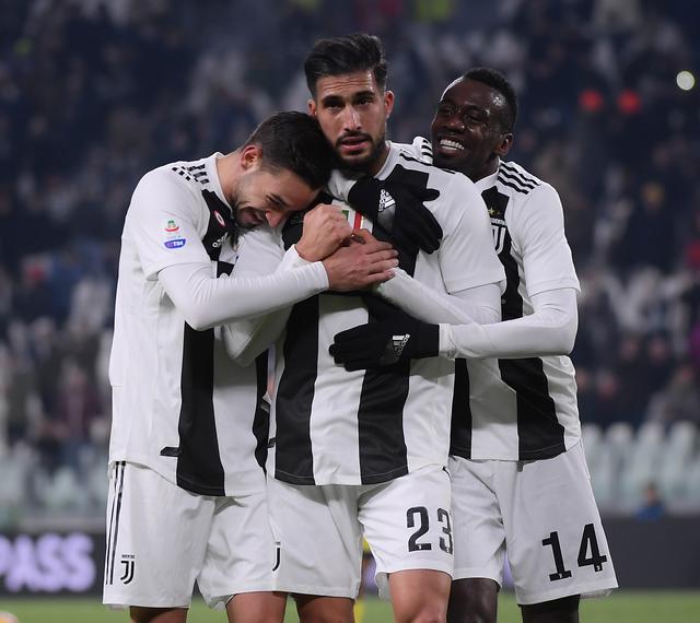 官方：朱利亚诺-西蒙尼当选马竞10月最佳球员（马竞官方：朱利亚诺-西蒙尼荣膺10月最佳球员）