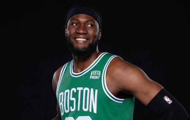 C罗和利雅得胜利将达成两年续约，会引发哪些连锁反应？（C罗或与利雅得胜利续签两年，这一决定将带来哪些连锁效应？）